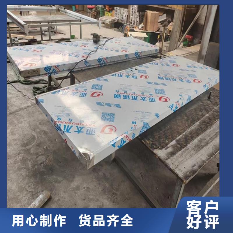 购买手拉铅门联系康誉达辐射防护材料