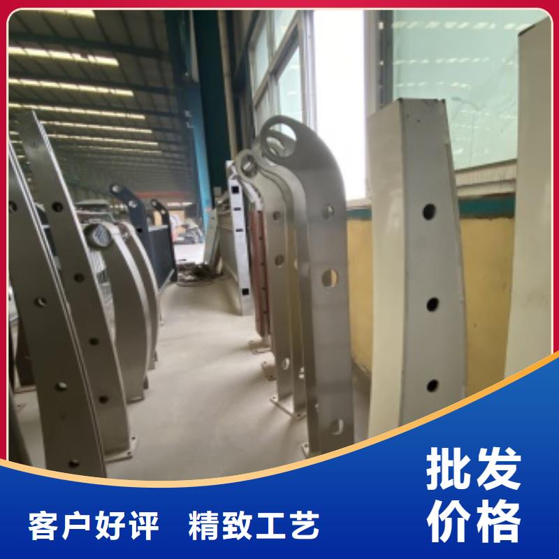 护栏政道路防护栏产地工厂