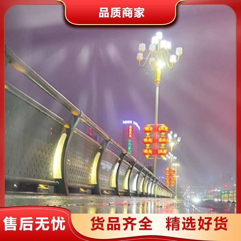 【灯光护栏道路隔离栏热销产品】